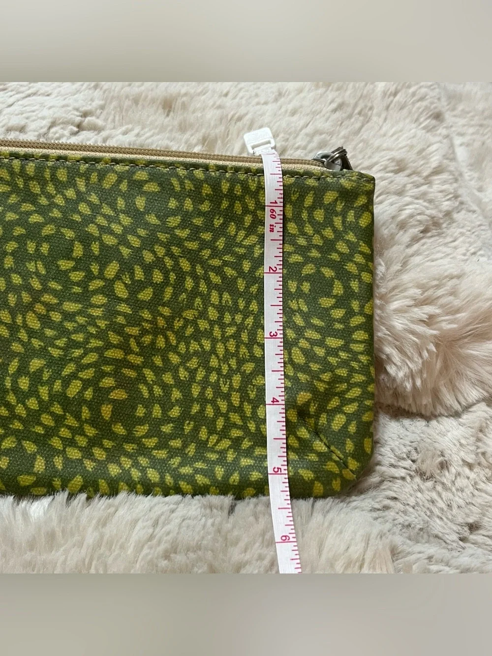 Green Patterned Zip Pouch Clutch - Women's Bag 02-16